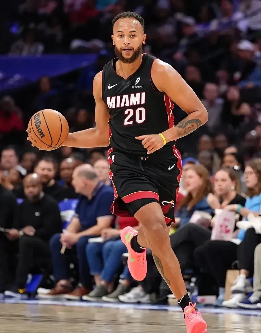 PG games-热火王牌球员创赛季得分新高，媒体热捧，注意手机.-PG games