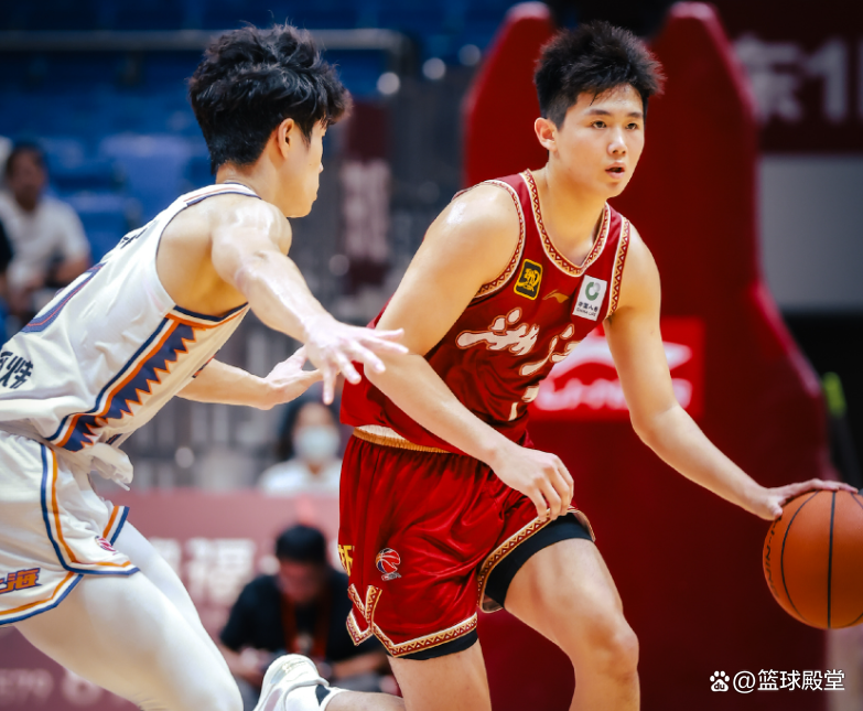 转折点!浙江队回应争议,德国杯赛后攻防权衡,质疑声仍在,球队文化再被提及的简单介绍 转折点!浙江队回应争议,德国杯赛后攻防权衡,质疑声仍在,球队文化再被提及的简单介绍